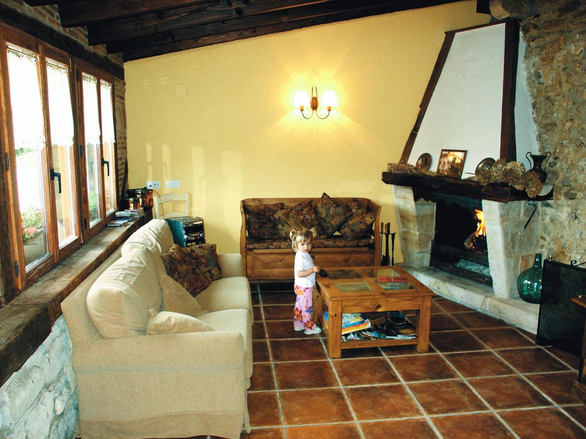 Aristieta Guest House Ajangiz Exterior photo