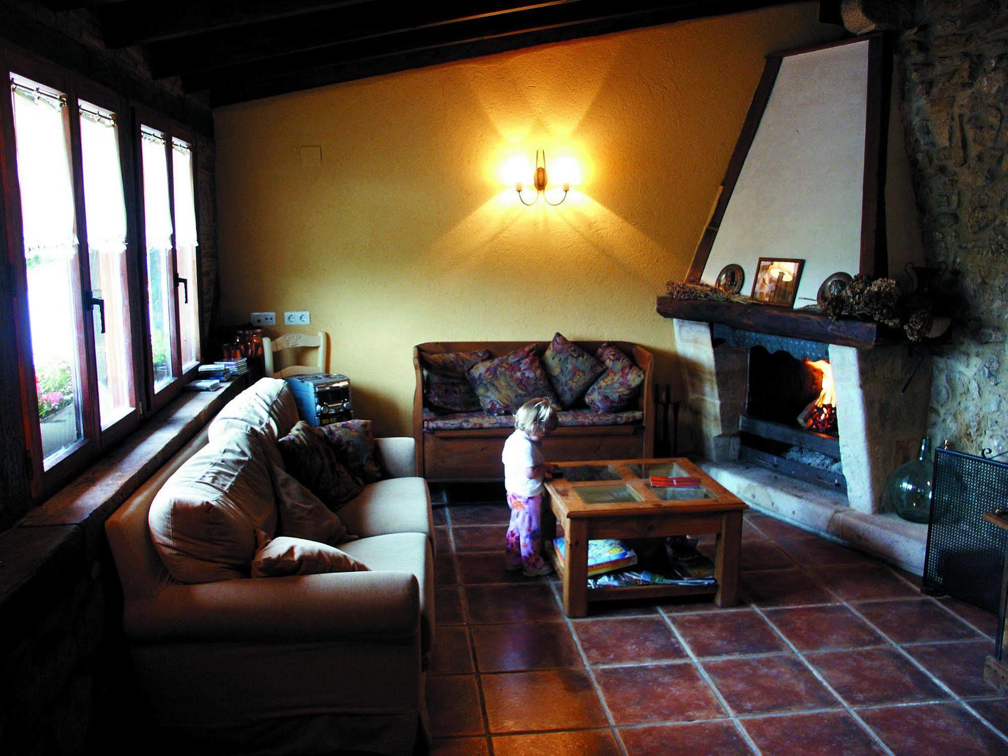 Aristieta Guest House Ajangiz Exterior photo